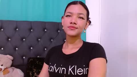 saykimmy online show from October 19, 1:17 am