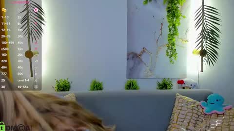 Kira  GMT 7 Mon Thu-Sun  0800am-0200pm  online show from September 13, 11:59 pm