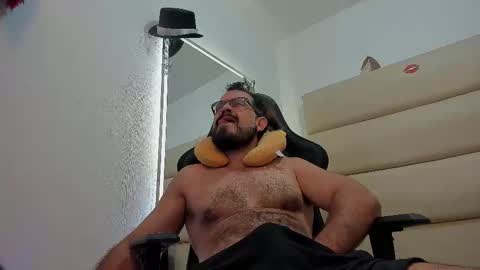 sebastian   muscleman  daddy   the better  latin  lover   online show from November 19, 12:16 pm