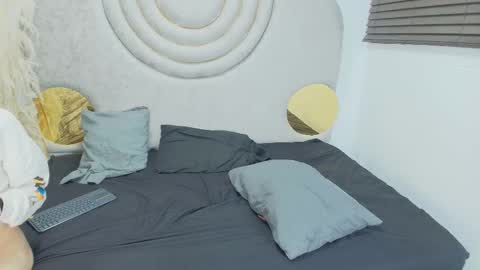 scaarlett_22 online show from January 13, 8:25 pm