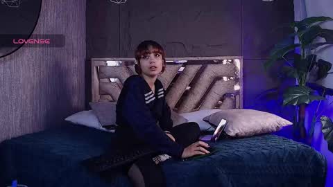 Snapshot of scaiff_1 chatting on March 26, 2:17 am Scaiff online show from March 26, 2:17 am