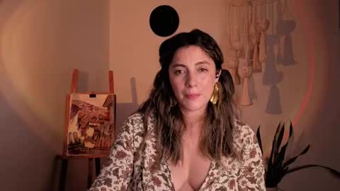 Venus online show from November 18, 4:22 pm