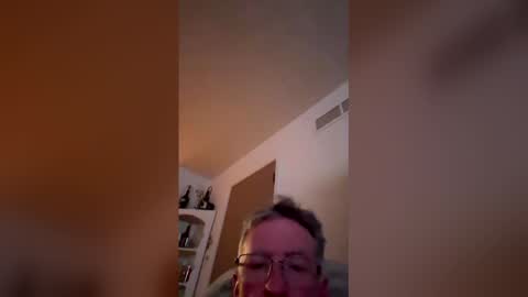 scanner4life online show from February 9, 2:26 am