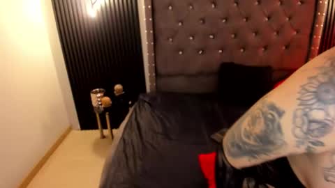 Snapshot of scarbadgirl_ chatting on March 2, 4:03 am scarbadgirl_ online show from March 2, 4:03 am