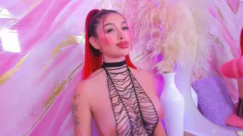 scarleett jones online show from February 7, 10:02 pm