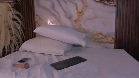 scarlet__rose_ online show from June 9, 6:19 pm