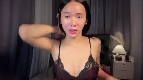 sweet scarlete online show from July 3, 10:27 pm
