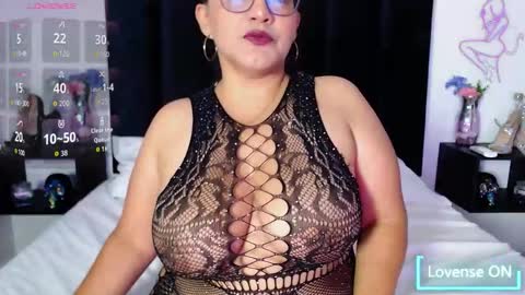 Scarlet Ray  online show from November 14, 11:42 am