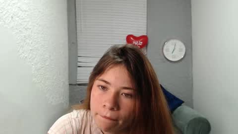 scarlet_redhead online show from September 19, 12:39 pm