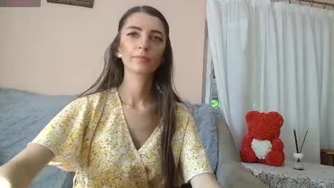 Scarlet online show from July 14, 3:40 pm