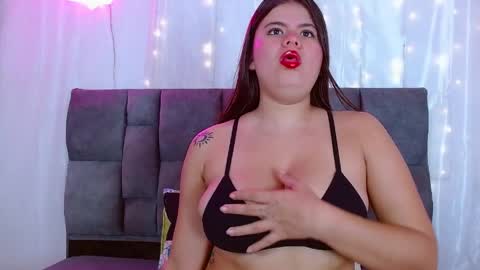 scarlet_sexy12 online show from May 30, 2:25 pm