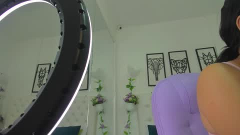 Isa online show from February 15, 11:06 am