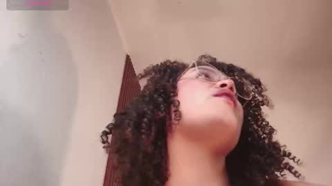 scarlet_veil online show from January 5, 6:44 pm