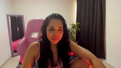 Scarlet Venom online show from October 21, 6:08 pm