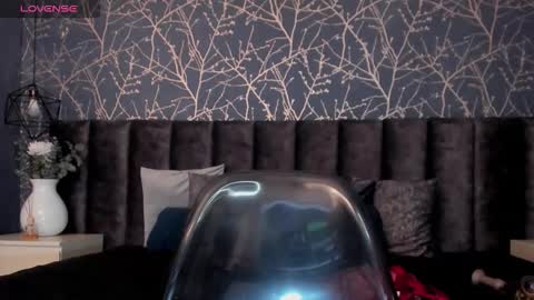 SCARLET online show from February 14, 6:32 am