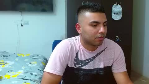 ScarletandRyan28 online show from December 15, 1:24 am