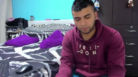 Snapshot of scarletandryan28 chatting on March 20, 9:58 am ScarletandRyan28 online show from March 20, 9:58 am