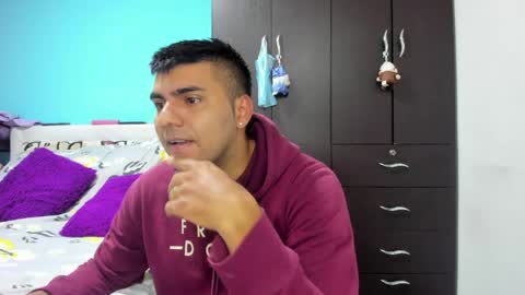 Snapshot of scarletandryan28 chatting on March 23, 9:57 am ScarletandRyan28 online show from March 23, 9:57 am