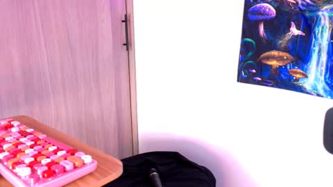 Scarlet online show from November 6, 3:46 pm