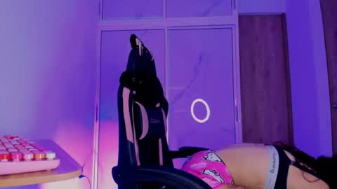 Scarlet online show from July 3, 3:13 am