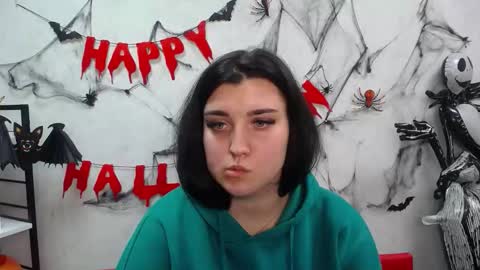 ScarletCargo online show from November 5, 10:59 am