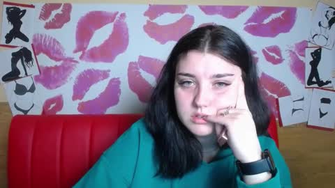 ScarletCargo online show from December 15, 6:06 am