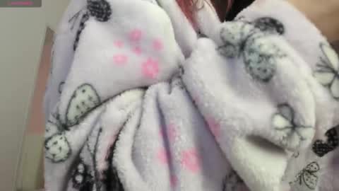 Scarlet  online show from September 24, 1:20 am