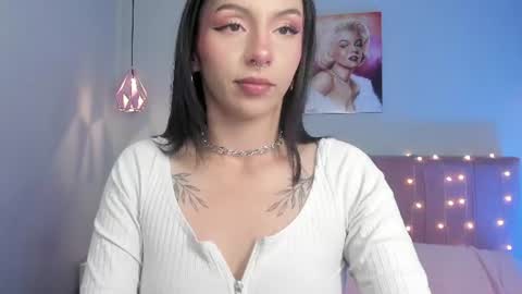 Scarlet  online show from July 29, 6:22 am