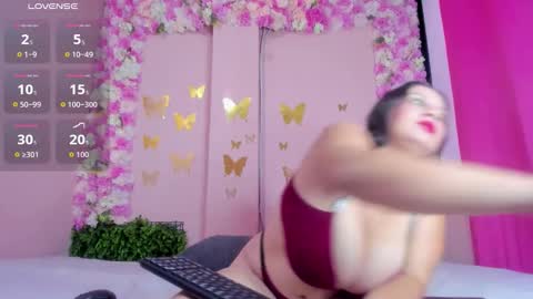 Snapshot of scarleth_blonde chatting on November 12, 12:16 pm SCARLETH online show from November 12, 12:16 pm