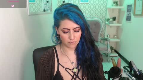 Scarleth online show from February 3, 6:45 am