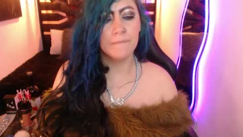 Snapshot of scarleth_bluee chatting on April 11, 3:33 am Scarleth online show from April 11, 3:33 am