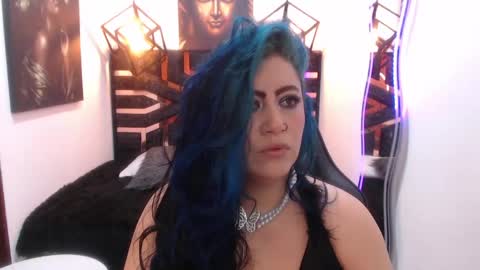 Snapshot of scarleth_bluee chatting on May 20, 3:02 am Scarleth online show from May 20, 3:02 am