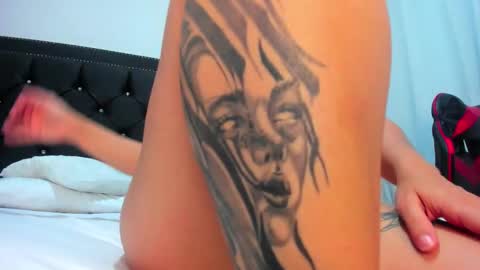 scarlethjonnes online show from February 8, 12:19 pm