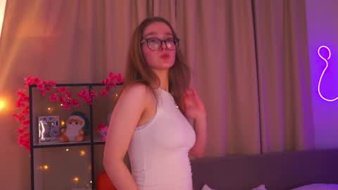 Maria online show from November 22, 11:59 pm