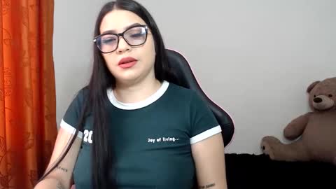 Scarlet online show from March 12, 7:09 pm