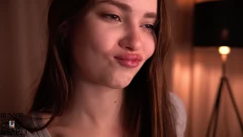 Snapshot of scarletmore chatting on February 22, 9:59 pm Scarlet online show from February 22, 9:59 pm