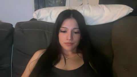 scarlet skyee online show from June 24, 12:42 am