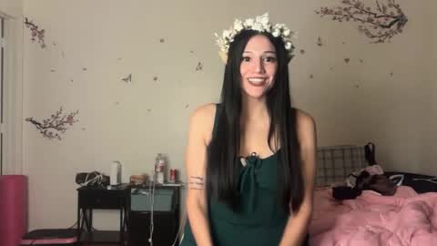 scarlet skyee online show from August 2, 4:11 am