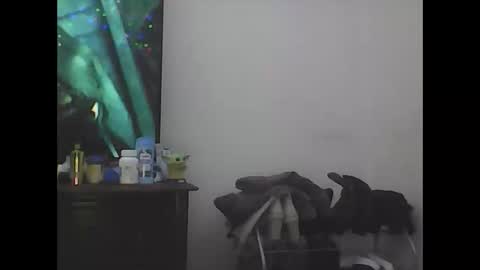 scarlett1726 online show from April 2, 1:14 am