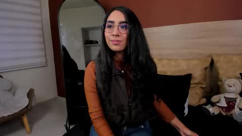 Scarlett  online show from March 8, 1:48 pm