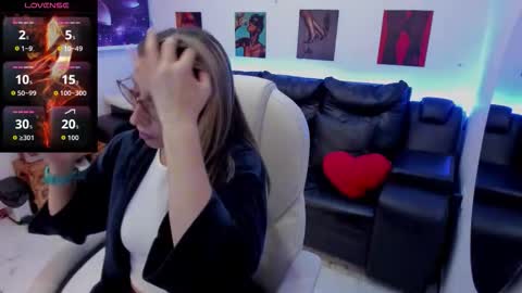 Scarlett online show from January 9, 11:35 am