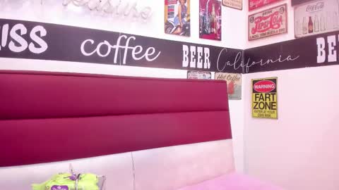 Snapshot of scarlett__14 chatting on November 20, 3:07 am scarlett__14 online show from November 20, 3:07 am