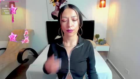 Snapshot of scarlett__bell chatting on February 12, 12:44 pm Scarlett online show from February 12, 12:44 pm