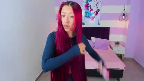 Snapshot of scarlett__bell chatting on March 3, 1:39 pm Scarlett online show from March 3, 1:39 pm