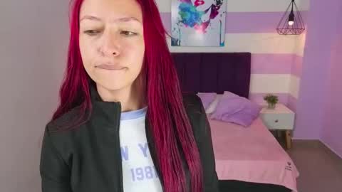 Snapshot of scarlett__bell chatting on March 19, 11:47 am Scarlett online show from March 19, 11:47 am