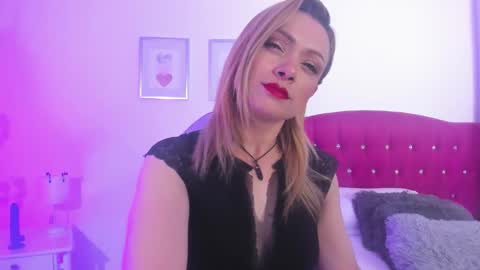 scarlett_blake11 online show from September 9, 4:56 am