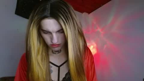 scarlet online show from June 14, 11:29 pm