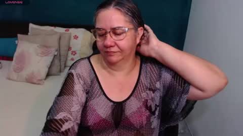 Snapshot of scarlett_duboi1 chatting on May 20, 1:34 am Scarlett online show from May 20, 1:34 am
