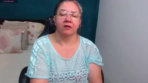 Snapshot of scarlett_duboi1 chatting on May 22, 1:24 am Scarlett online show from May 22, 1:24 am