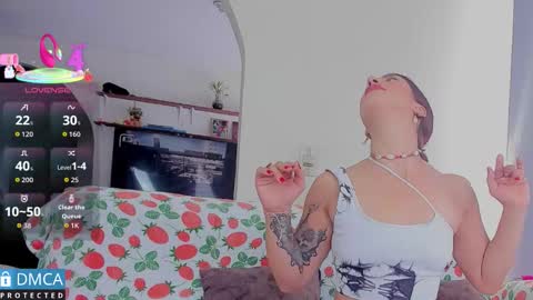 Snapshot of scarlett_fire5 chatting on October 15, 2:39 pm scarlett_fire5 online show from October 15, 2:39 pm